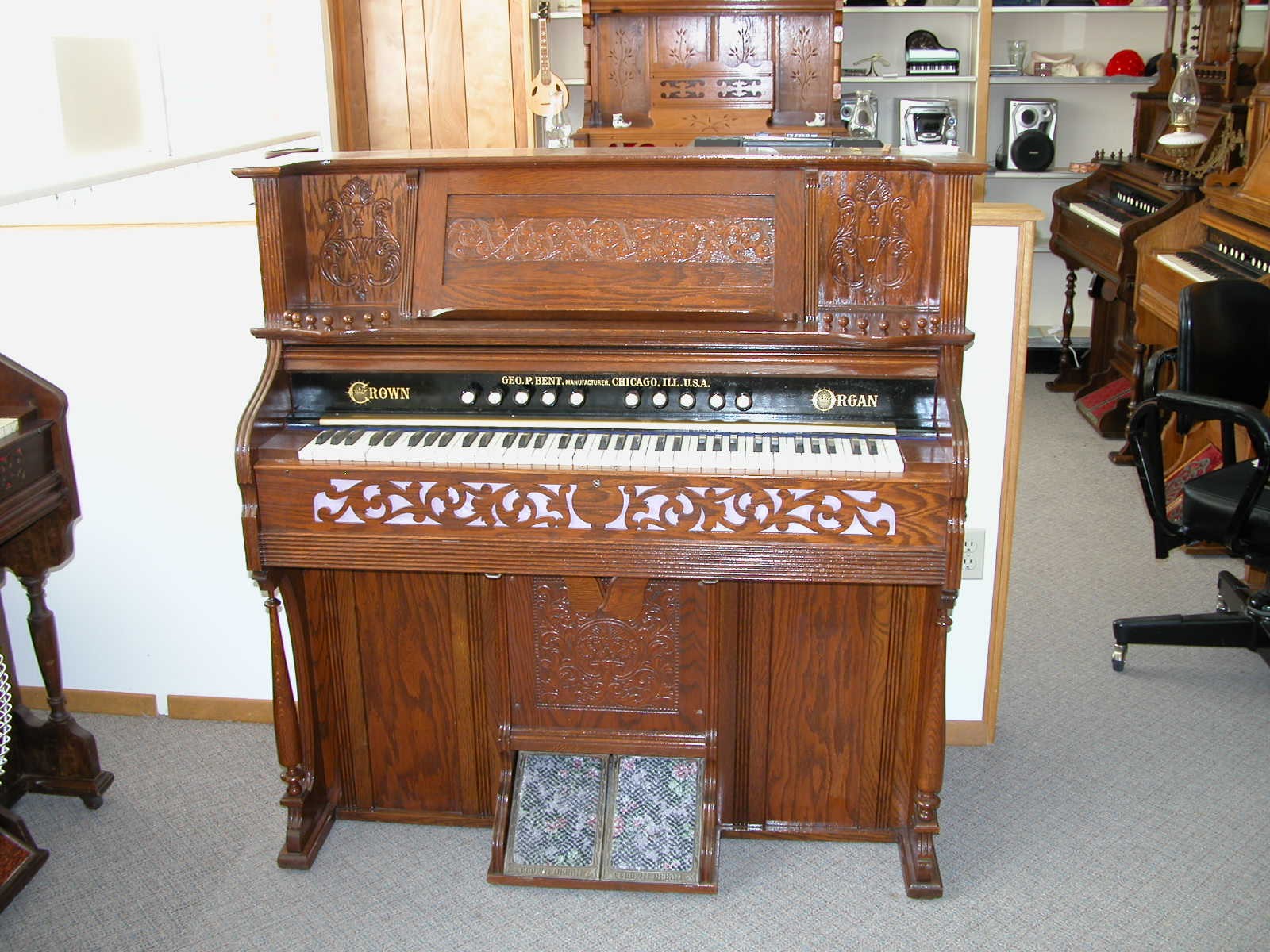1902 Crown Organ Co. I.D. No. # 58 1902 Crown Organ Co. I.D. No. # 58