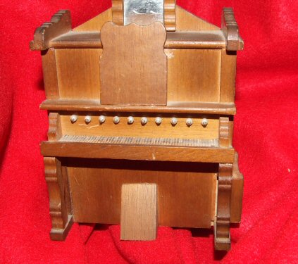 Pump Organ Music Box Pump Organ Music Box